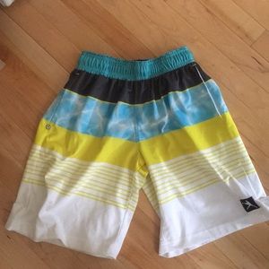 Lacrosse unlimited brand shorts!! Youth Large